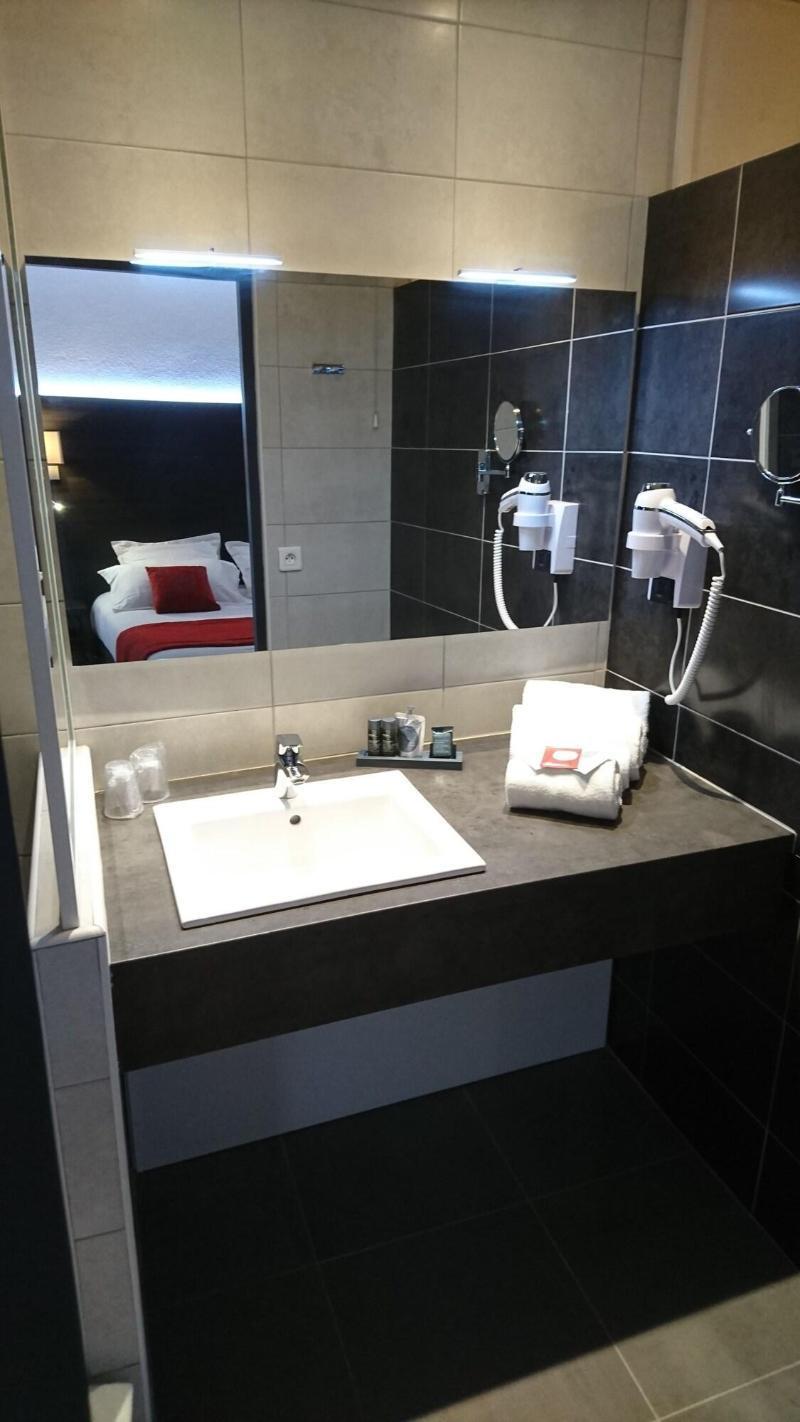 Le Cheval Blanc Hotel Arles Bagian luar foto