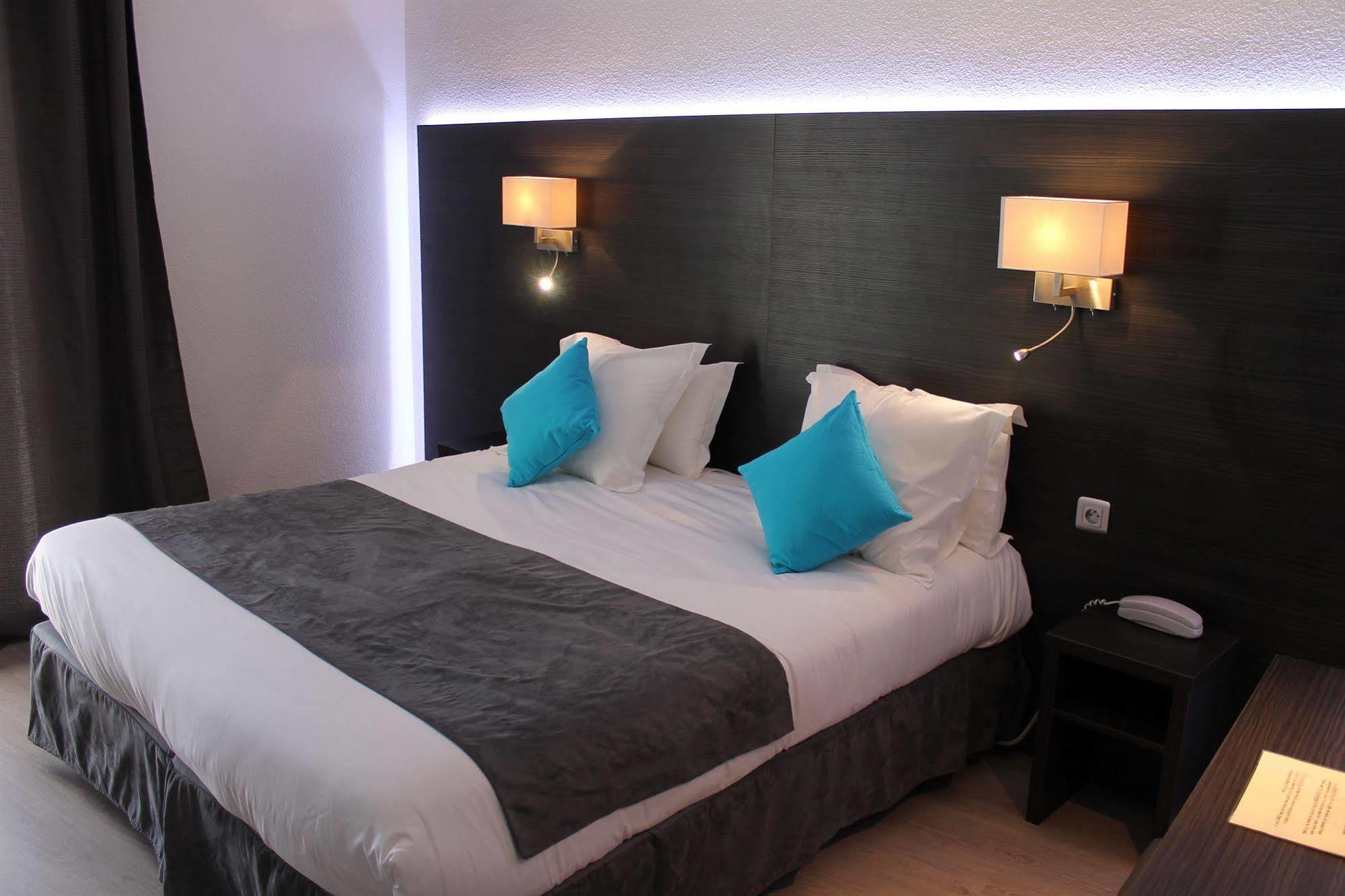 Le Cheval Blanc Hotel Arles Bagian luar foto